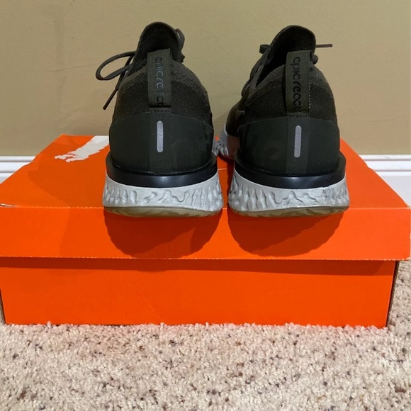 Nike epic react flyknit - Picture 4 of 6